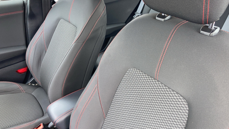 Ford Puma 1.0 EcoBoost Hybrid mHEV ST-Line 5dr Petrol Hatchback